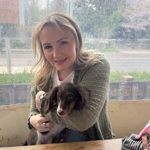 Meet your Posher, Tia